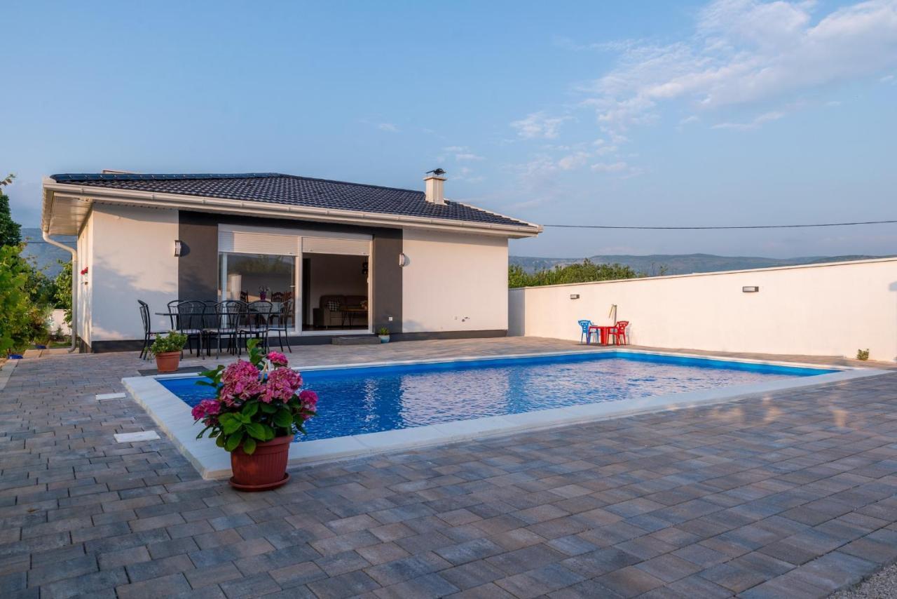 Villa Lotta & Nolla Mostar Exterior photo