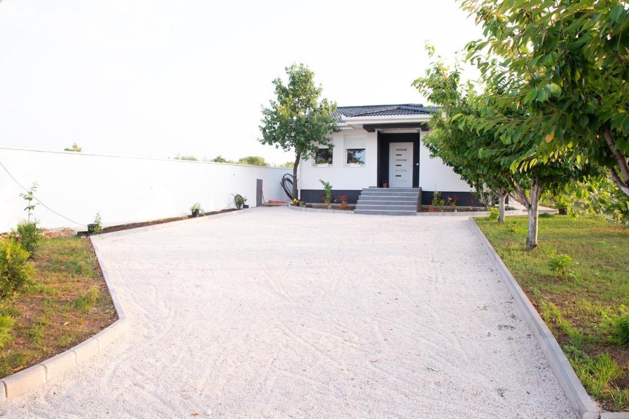 Villa Lotta & Nolla Mostar Exterior photo
